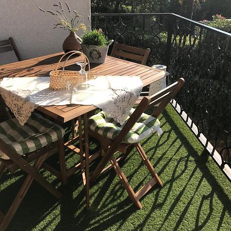 Apartment Aquamarin, Blizu Mora S Pogledom Na More, Za Do 6 Osoba Malinska Eksteriør bilde