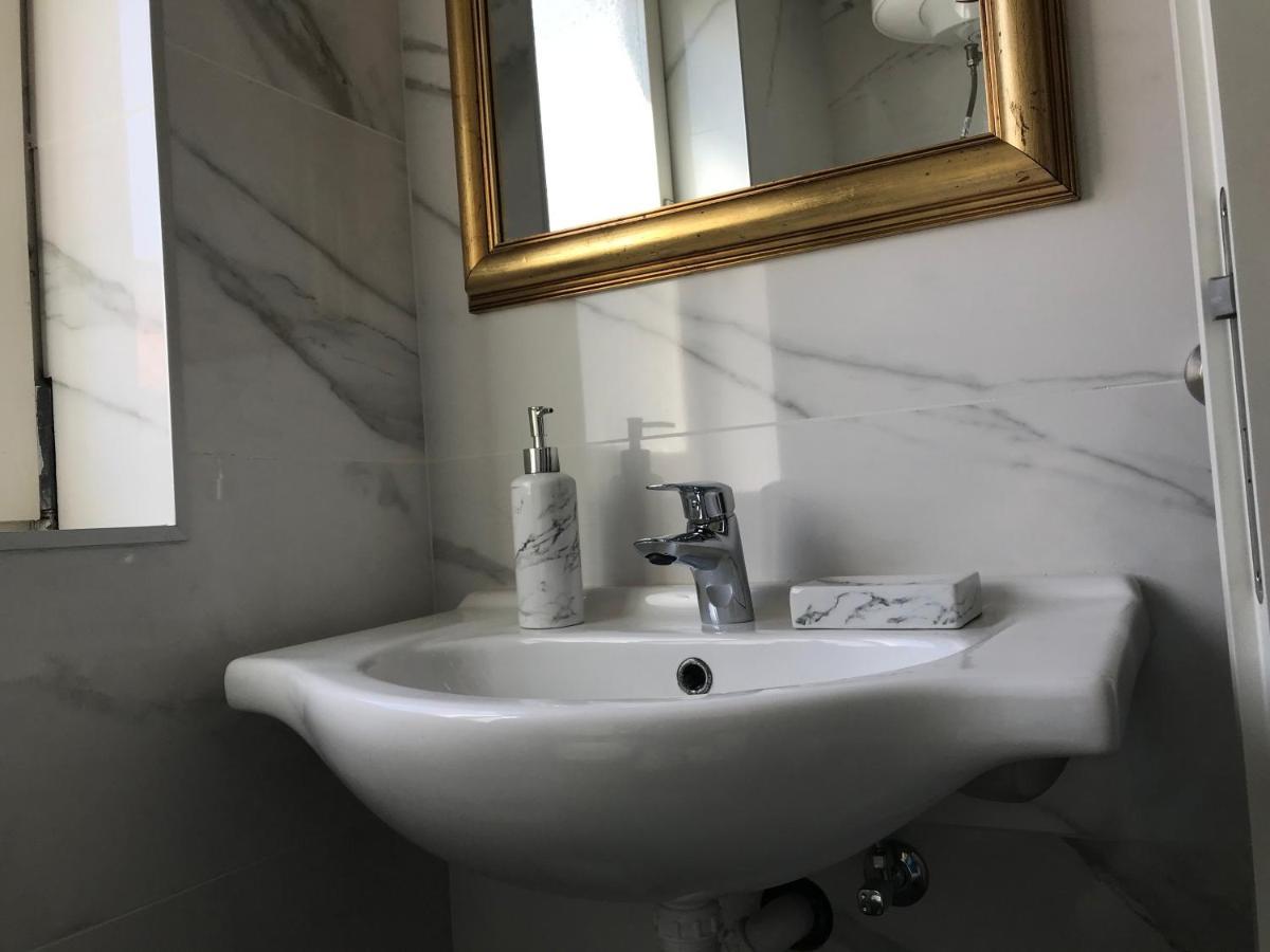 Apartment Aquamarin, Blizu Mora S Pogledom Na More, Za Do 6 Osoba Malinska Eksteriør bilde